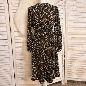 Cupshe Black and Tan Long Sleeve Dress